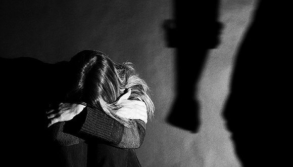 南京,虐童,法院