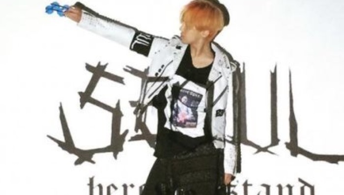 权志龙又玩新花样  展现别样时尚：首尔“土著”