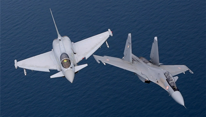 侧卫,台风,狗斗