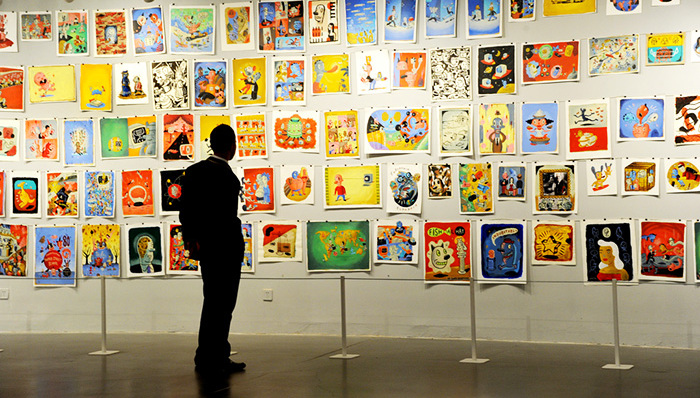 商业中心引入艺术品