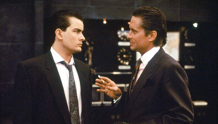 职场新人着装不能太张扬