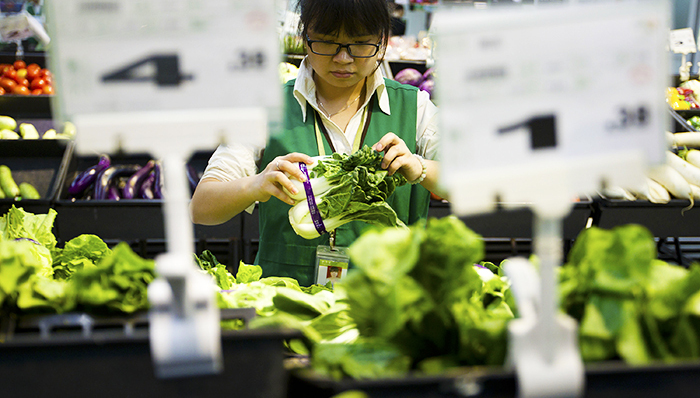 华润万家整合乐购,乐购北京大成东店临时关店引发员工抗议