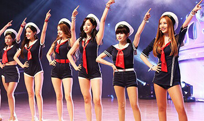 组合T-ara回归   成员团结大玩制服诱惑