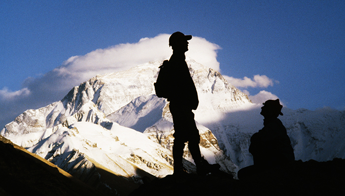西藏旅游起诉股东代表胡波及一致行动人胡彪