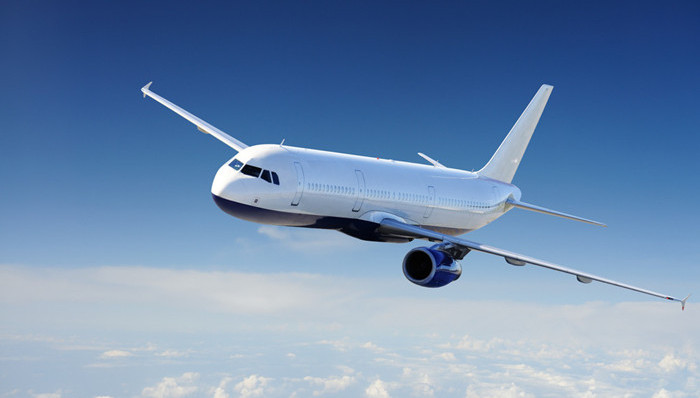 飞的,巴塞罗那,伦敦,房租