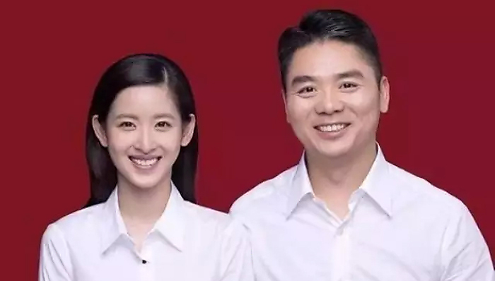 刘强东,奶茶妹妹