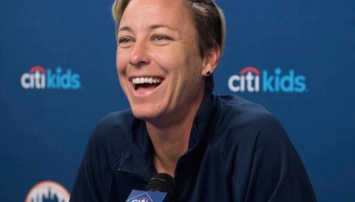 收获奥运会与世界杯冠军之后 美国女足巨星阿比·瓦姆巴赫将走向何处