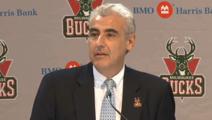 “假装自己身无分文”  亿万富豪马克·拉斯里给NBA球员提了些金钱方面的建议