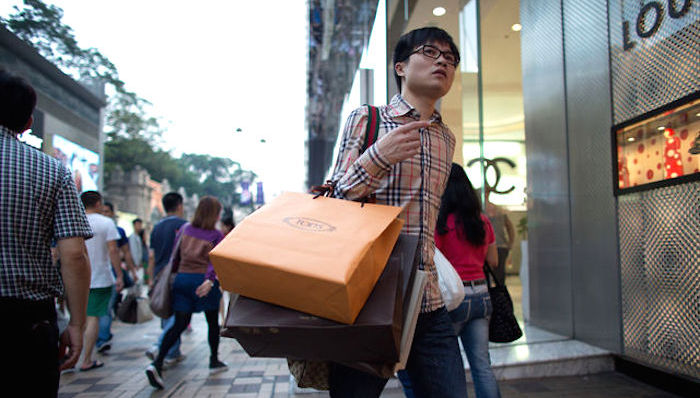 奢侈品,代购,人民币贬值