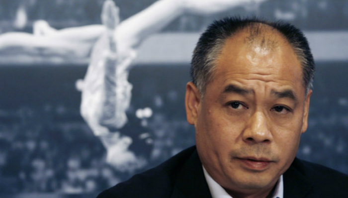 李宁,互联网,零售业,服装零售,安踏,阿迪达斯,耐克