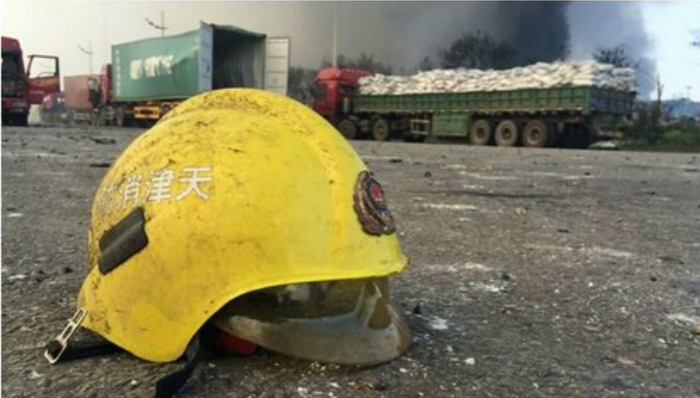 天津港爆炸事故,消防员,瑞海国际,中国消防落后