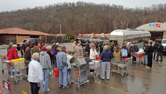 危险化学品,安全事故,化学品泄漏,西弗吉尼亚州
