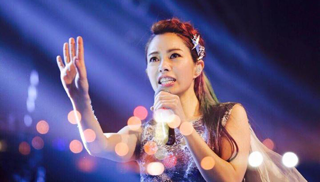 徐怀钰,歌手,微博热搜,平民天后