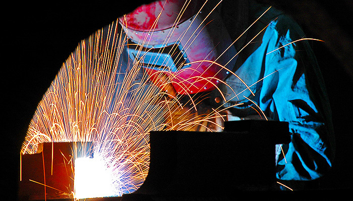 民企20亿元入股山钢日照