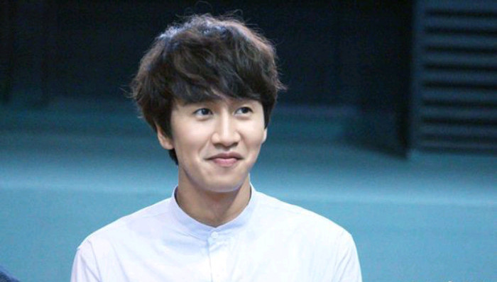 逗比李光洙变身性感模特 秋季画报帅瞎你！