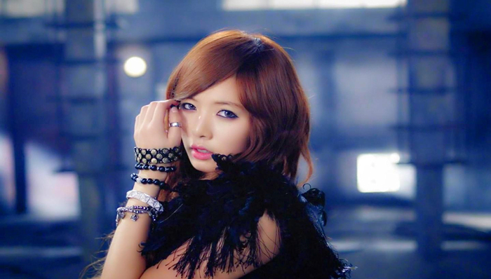 泫雅专访：我就是要性感和可爱