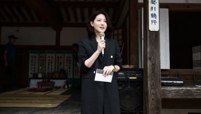 大长今李英爱回归《师任堂》  分饰两角展现扎实演技