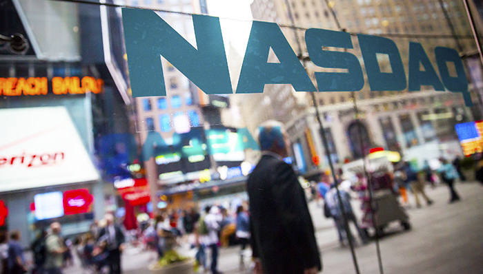 美国三大交易所暂停交易