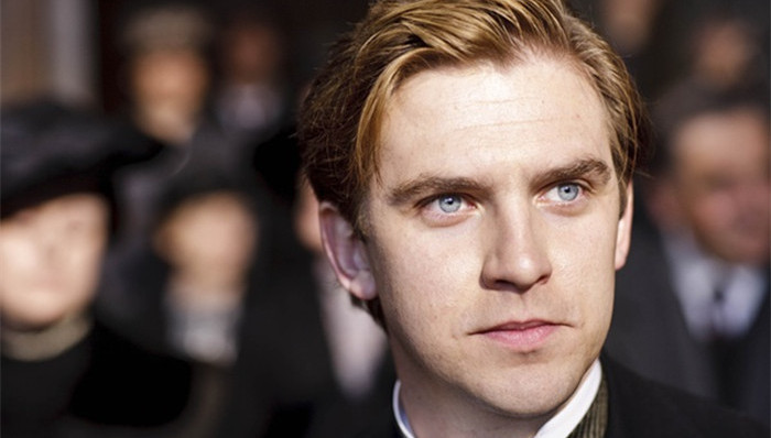 丹·史蒂文斯携爱妻亮相红地毯 说她是生命中唯一的女人！