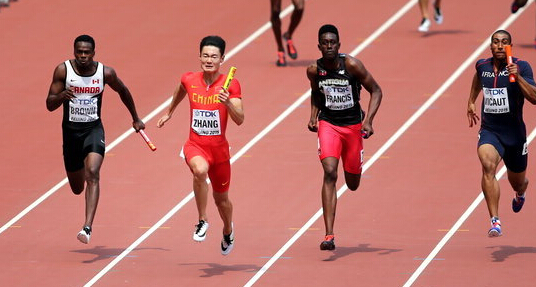田径世锦赛：创造亚洲纪录，中国队闯入男子4x100米接力决赛