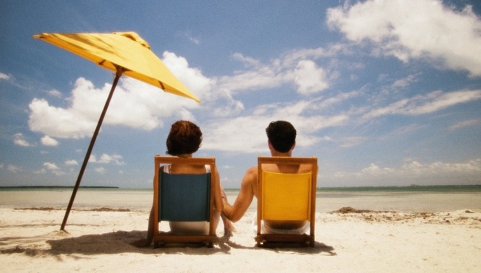 看阅兵,拼假出游,看书,开Uber,加班