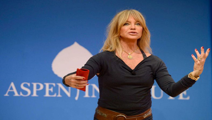 戈尔迪·霍恩回忆自己跳舞的经历：那时候的收获受用一生