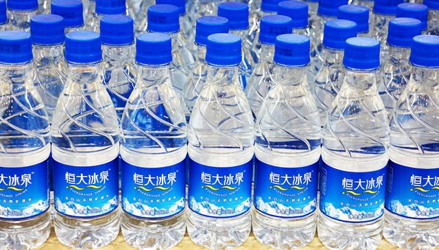 恒大冰泉全线降价