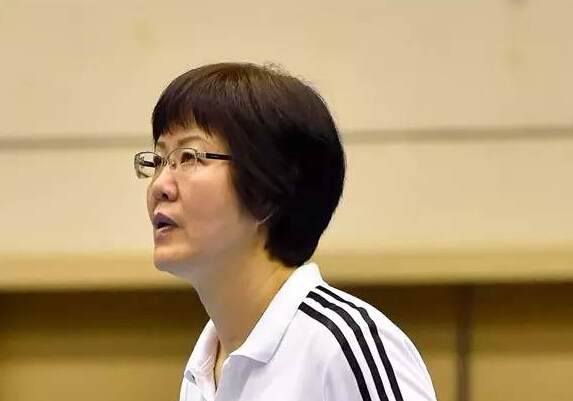 女排