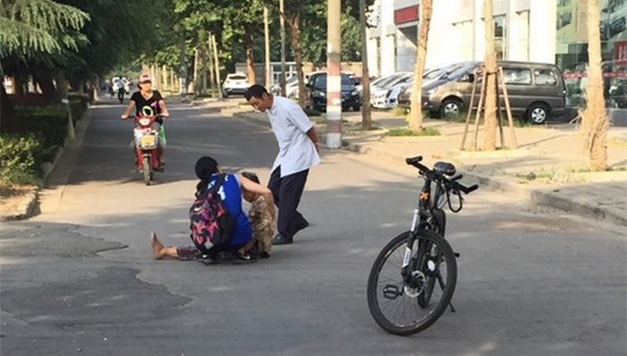 淮南女大学生,老人,复核