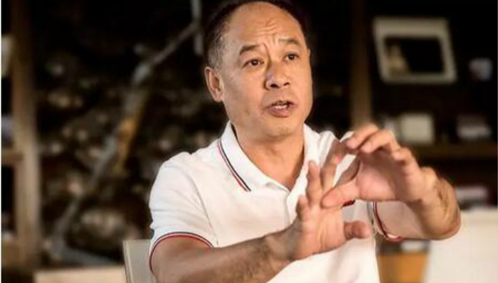 李宁,体育用品,金珍君,李经纬,安踏