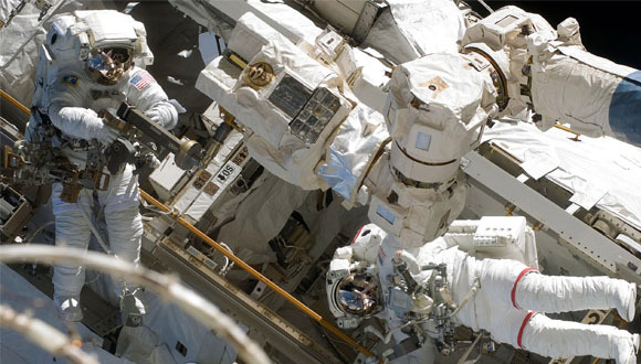 视频：成为NASA宇航员需要怎样的条件？