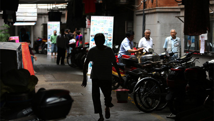 故宫，南京，上海，集资，矿难