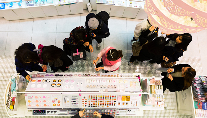 韩系进口化妆品降价