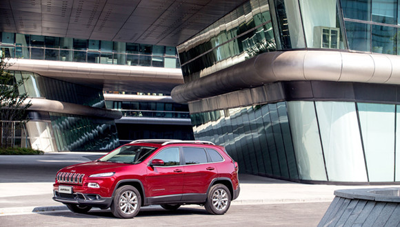 国产Jeep自由光下线 专业级城市SUV来叫板途观和昂科威了！