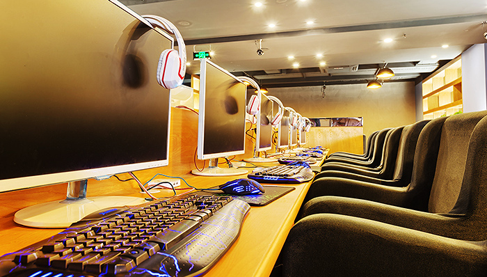 世纪华通进军游戏产业