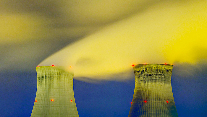 中国核电签约全球最贵核电站,,中国核电技术首次向发达国家出口