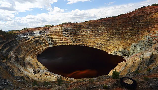 中铝秘鲁铜矿陷入48小时罢工,中国矿企遭遇海外员工纠纷