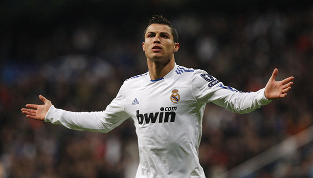 他才是自拍狂魔 快来看看C罗发在Ins上的作品