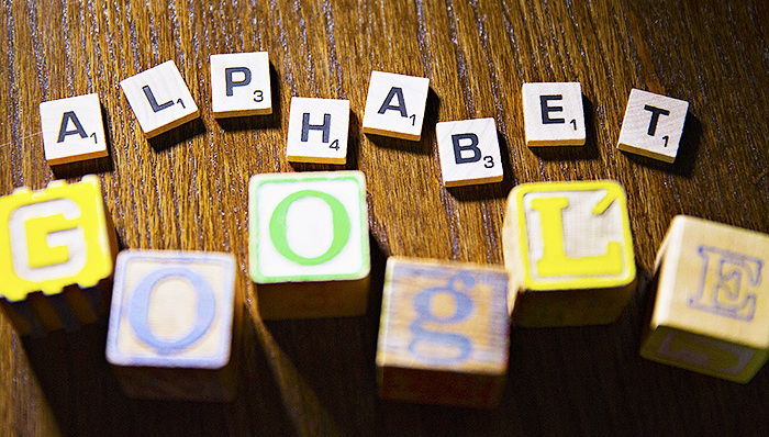 谷歌母公司Alphabet财报首秀业绩大涨 首次公布51亿美元回购计划