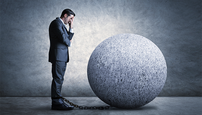 全球对冲基金8月亏损784亿美元