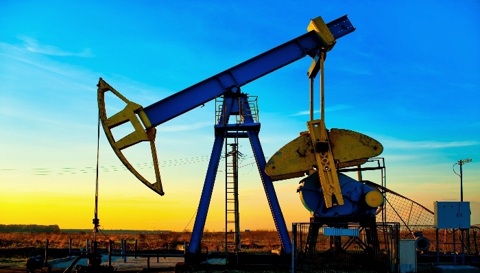 战略储备石油,财政赤字