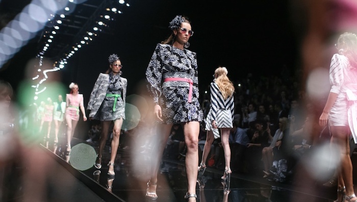 俄罗斯,时装周,虚拟现实,时装设计师