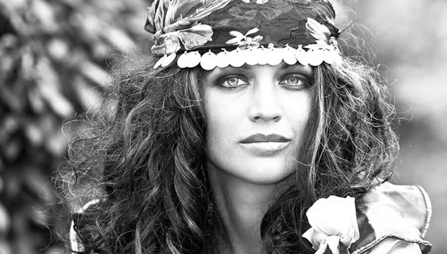 吉普赛生活,女郎