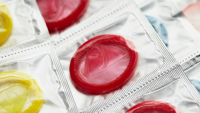 开放二胎,独生政策,避孕套,避孕措施,冈本,杜蕾斯