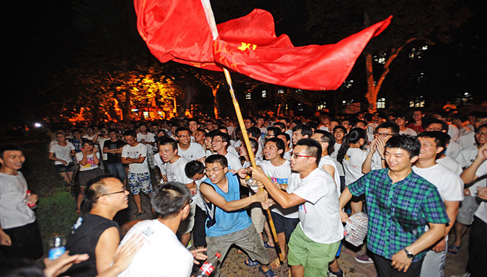 华科大,泼水节,集体性骚扰,回应