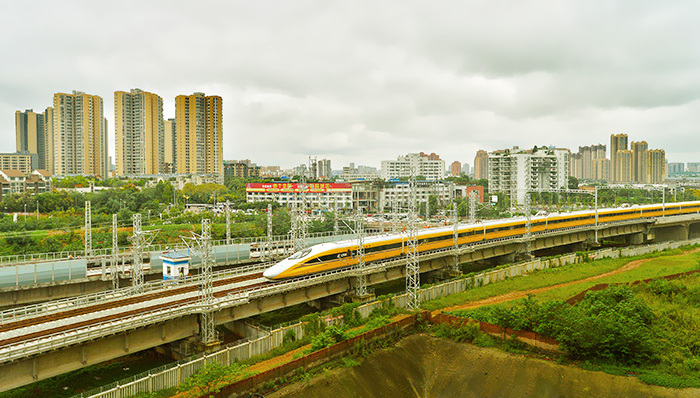 成都建设向西开放的支点城市