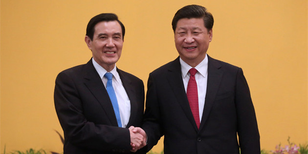 【视频】两岸领导人握手 习近平：历史将会记住今天