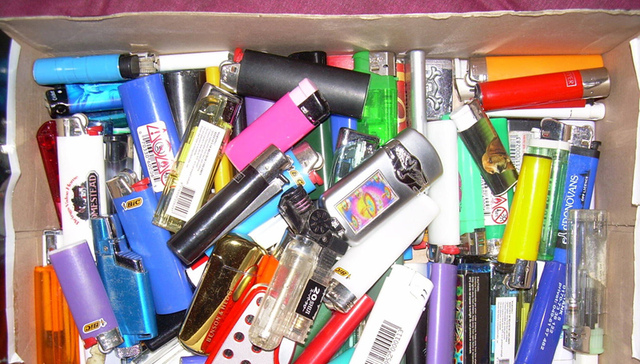 机场,安检,打火机