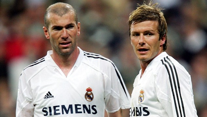 在重回老特拉福德前 小贝暂时接手了曼联的ins