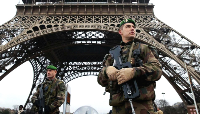 巴黎恐怖袭击,伊斯兰国,李光耀,极端主义,恐怖主义